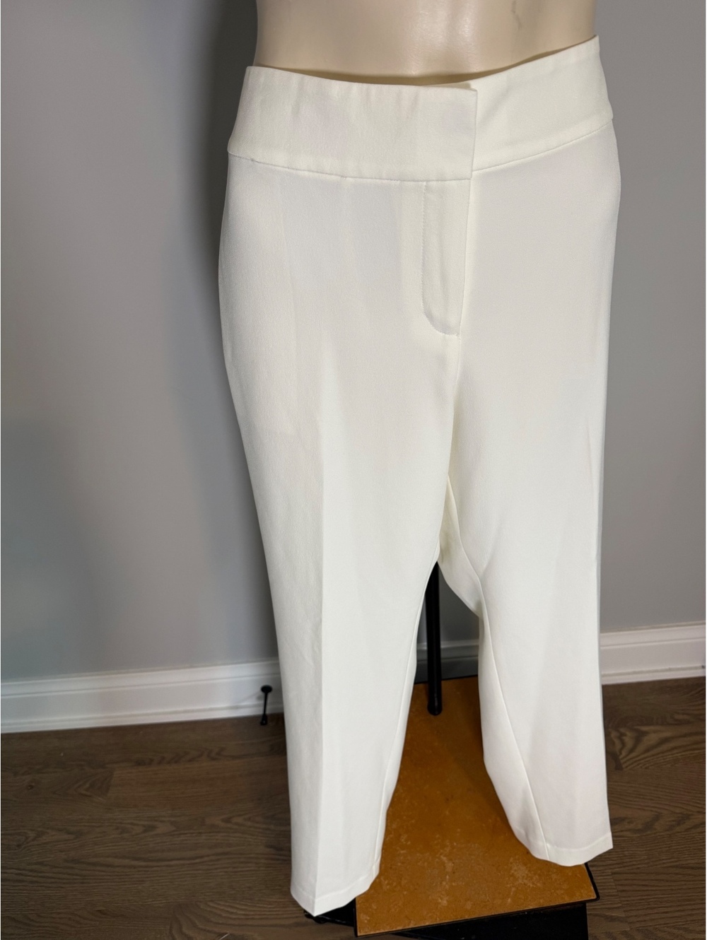 Kasper Women's White Dress Pants Size 12 - Picture 7 of 9